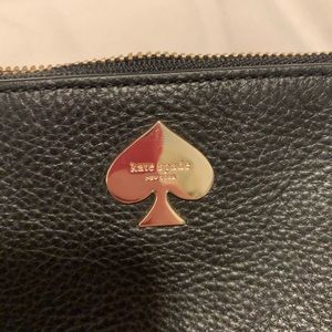 ::SOLD ON MERCARI:: Kate Spade wristlet